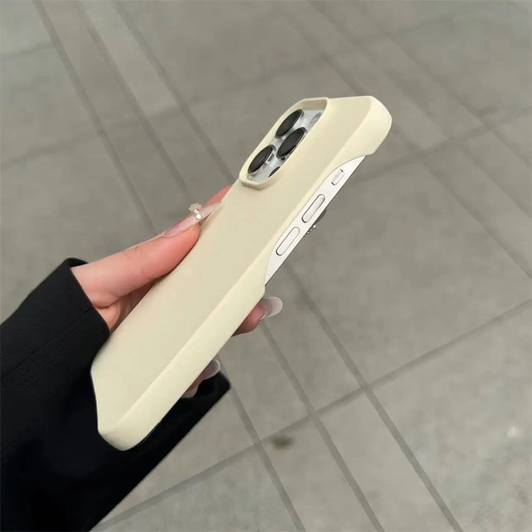 Chic Charm Half-Pack Graphite Case