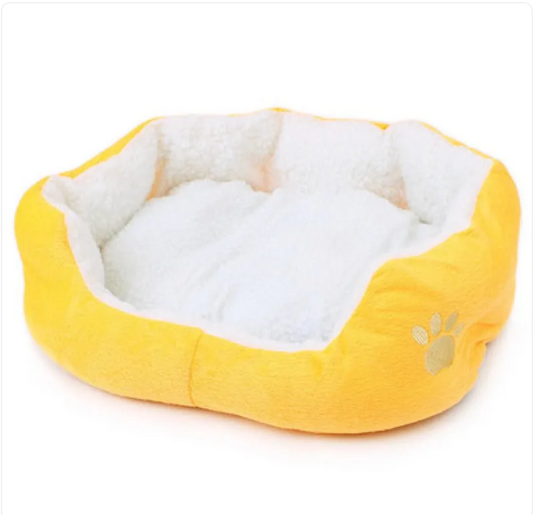 Chic Charm Lamb Cashmere Soft Pet Kennel