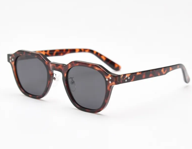 chic charm Polarized Sunglasses