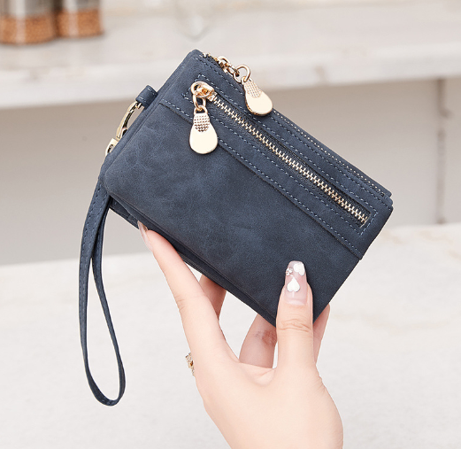 Chic Charm Women&