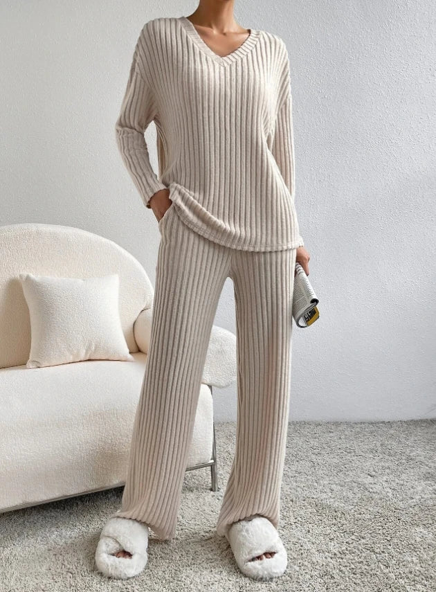 Chic Charm Casual 2-Piece Loungewear Set