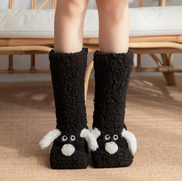 Chic Charm Women’s Plush Dog Socks Cozy Fashion