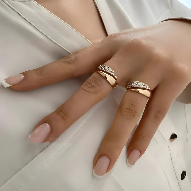 Chic Charm Elegant Adjustable Sparkle Ring